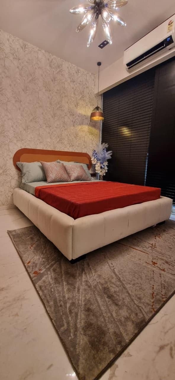 Show flat dining space at Ruparel Jewels, Parel
